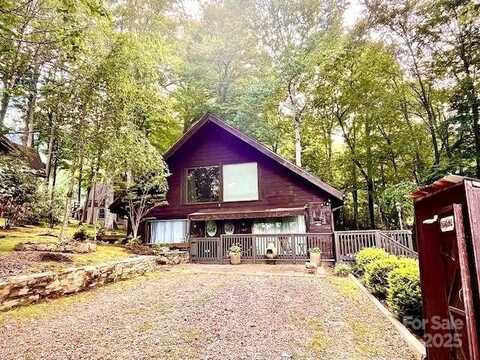 367 Biodome Drive, Waynesville, NC 28785