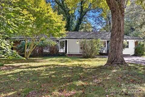 2 Fernbrook Place, Asheville, NC 28804