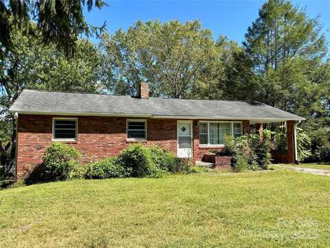 614 Loop Road, Hendersonville, NC 28792