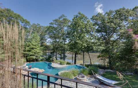 76 Sachem Head Road, Guilford, CT 06437