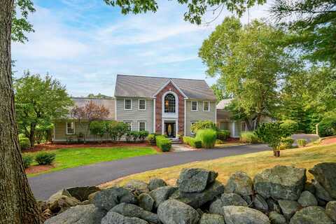 17 Adams Hill Lane, Newtown, CT 06470