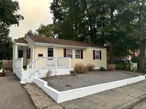 46 Pearl Street, Norwich, CT 06360