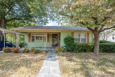 142 S Poplar Street, Dyer, TN 38330