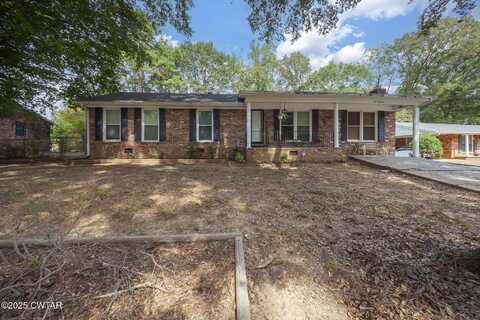 561 Desha Drive, Jackson, TN 38301