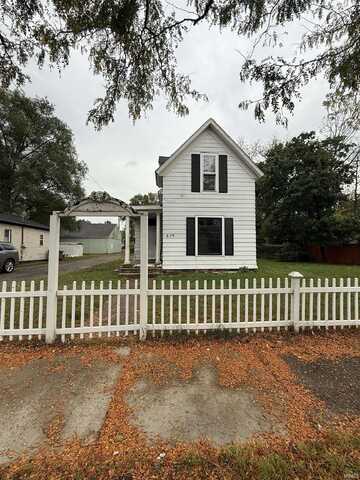 619 W Indiana Avenue, Elkhart, IN 46516