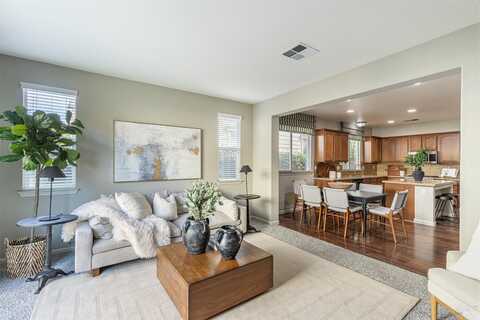 4049 New Zealand Avenue, Santa Rosa, CA 95407
