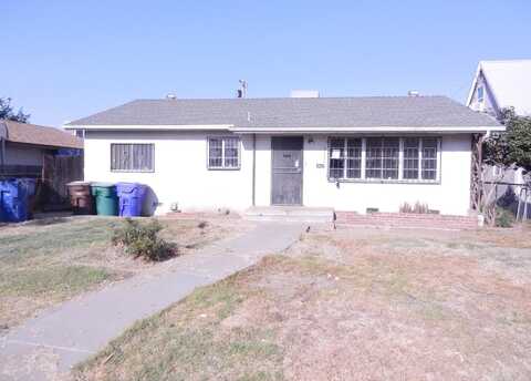 1105 Hoag Avenue, Sanger, CA 93657