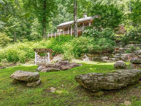 415 Shady Grove Road, Tuckasegee, NC 28783