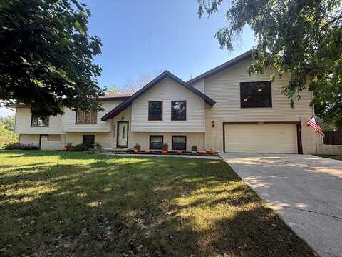 1300 Southfield Dr, Jefferson, IA 50129