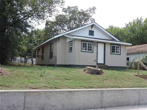 1806 S S ST, Fort Smith, AR 72901