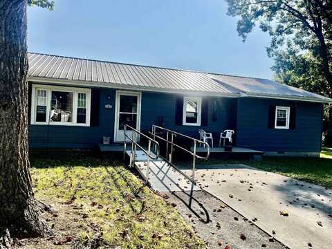 505 S High Street, Hartford City, IN 47348