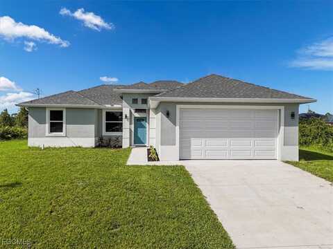 2706 33rd Street SW, Lehigh Acres, FL 33976