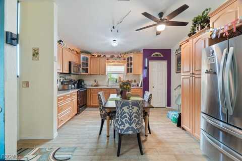 2984 Lincoln Boulevard, Fort Myers, FL 33916