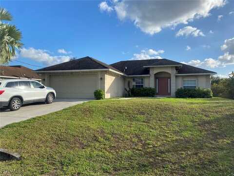 547 KINGSBURY Lane, Lehigh Acres, FL 33974