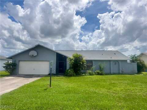 9382 Pineapple Road, Fort Myers, FL 33967