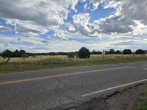 282 Dinkle Road, Edgewood, NM 87015