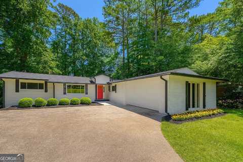 421 Safari, Stone Mountain, GA 30083