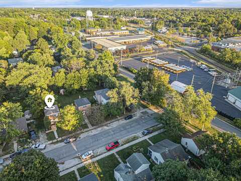 1106 Napoleon Street, Valparaiso, IN 46383