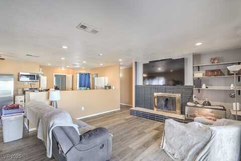 2450 Tournament Street, Las Vegas, NV 89142