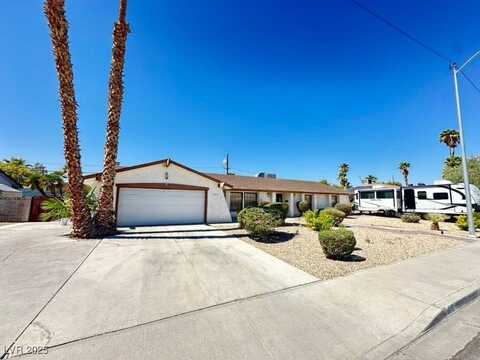 1825 Stonehaven Drive, Las Vegas, NV 89108