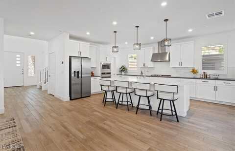 222 Pancho Via Drive, Henderson, NV 89012
