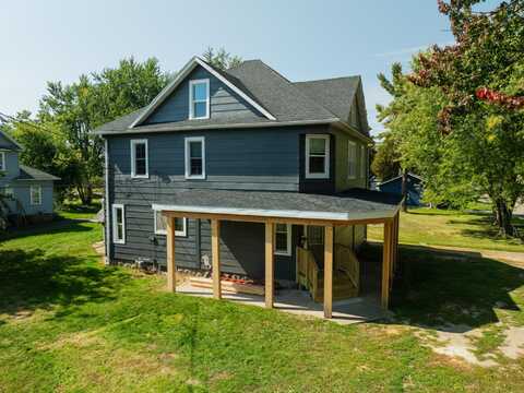 134 VIRGINIA ST, Antigo, WI 54409