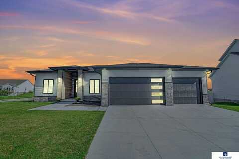 1002 Middleton Avenue, Lincoln, NE 68521