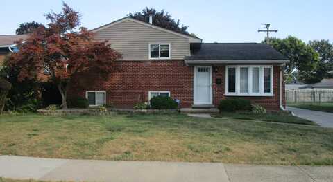 55 Meadle Street, Mount Clemens, MI 48043