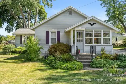 1500 Hillcrest Avenue NW, Grand Rapids, MI 49504