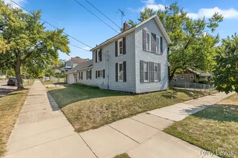 1922 Coit Avenue NE, Grand Rapids, MI 49505