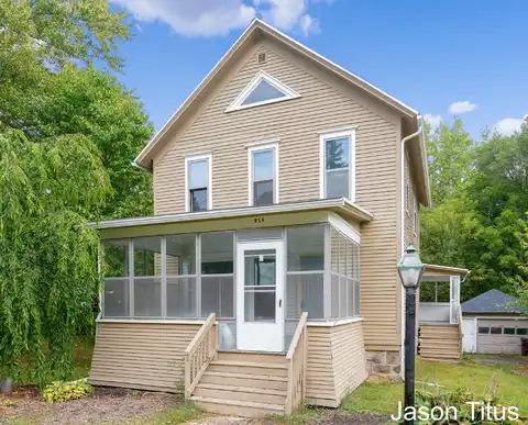 814 Main Street, Nashville, MI 49073