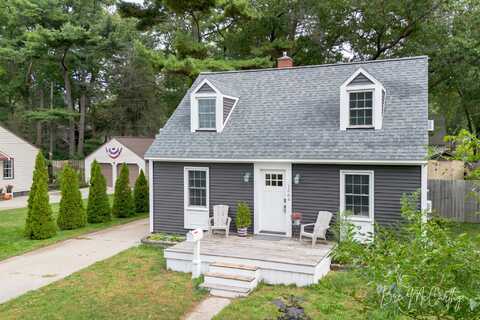 1564 Montague Avenue, Muskegon, MI 49441