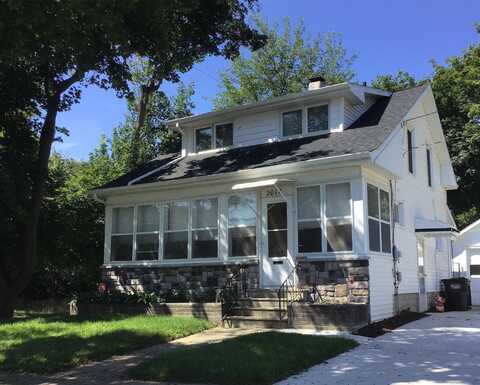 2016 S Jackson Street, Jackson, MI 49203