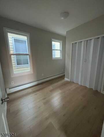 901 Jersey Ave, Elizabeth, NJ 07202
