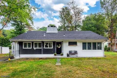 8 Forest Ter, Wayne, NJ 07470