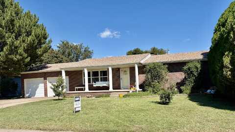 3306 Lincoln, Hays, KS 67601
