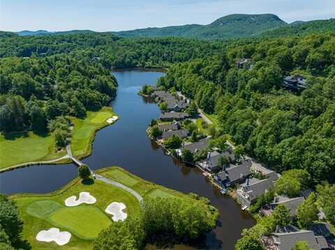 448 Lake Villas Way, Highlands, NC 28741