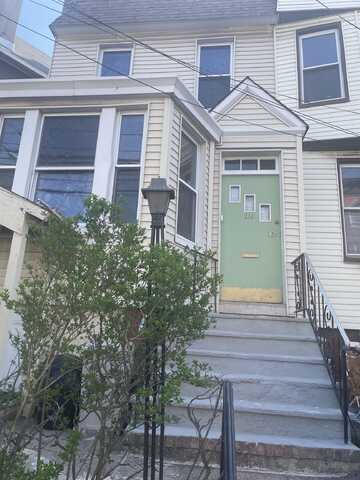 216 SUMMIT AVE, JC, Journal Square, NJ 07304
