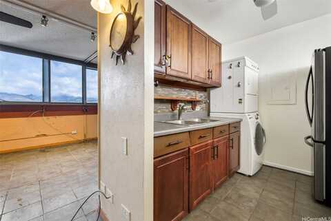 99-015 Kalaloa Street, Aiea, HI 96701