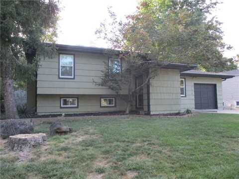 7410 Stearns Street, Shawnee, KS 66203