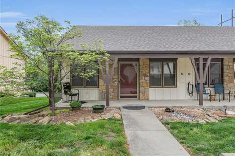 18901 Sunrise Drive, Belton, MO 64012