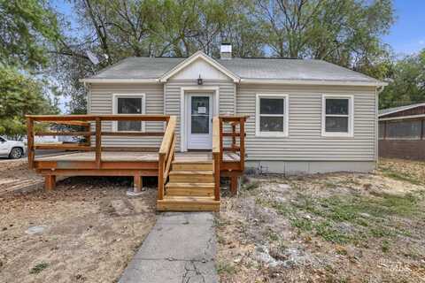360 N 10th E, Mountain Home, ID 83647