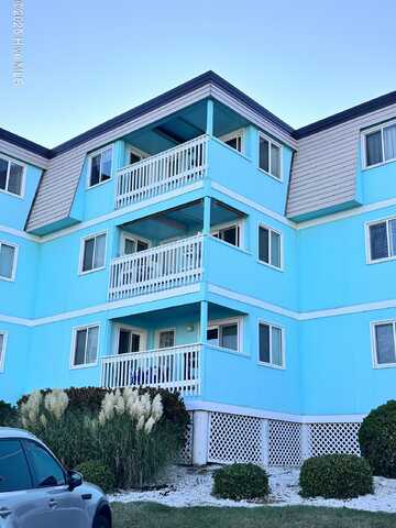 301 E Commerce Way Road E, Atlantic Beach, NC 28512