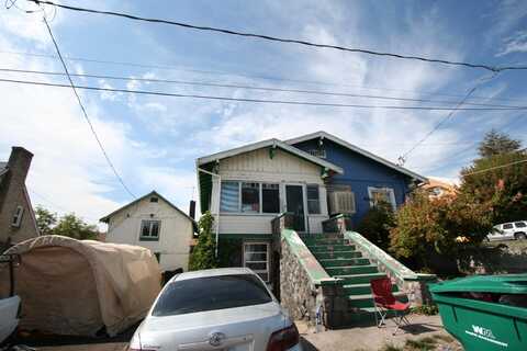42 Pine Street, Klamath Falls, OR 97601