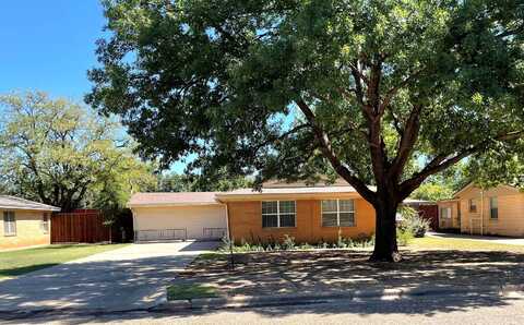 2409 Utica Avenue, Lubbock, TX 79407