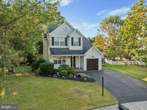 17 LION CT, ROYERSFORD, PA 19468