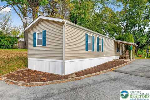 3077 Gayle Lane, White Hall, PA 18037