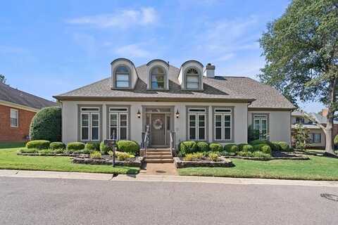 2497 EAGLERIDGE, Memphis, TN 38016