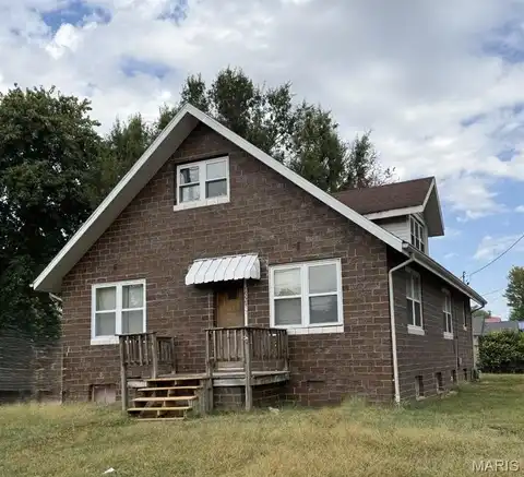 1529 W Main Street, Vandalia, IL 62471