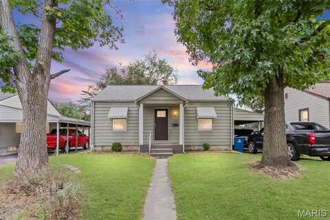 104 Whitelaw Avenue, East Alton, IL 62024